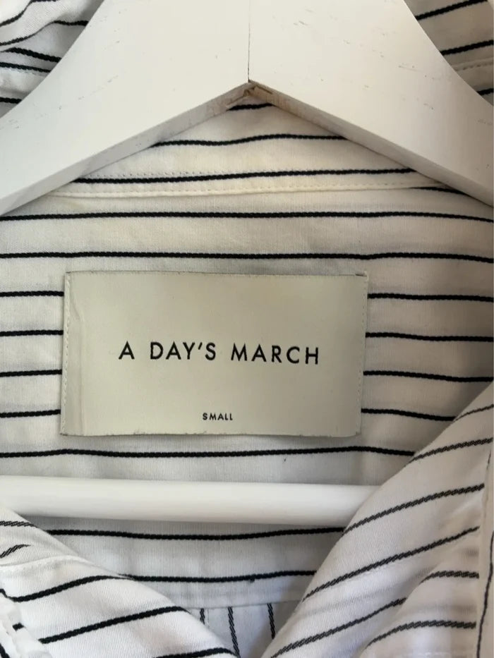 A Day's March-skjorta
