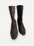 Apair-boots