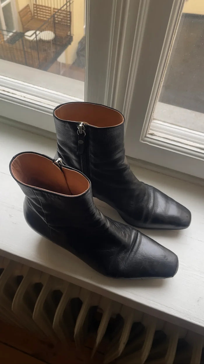 Arket-skinnboots