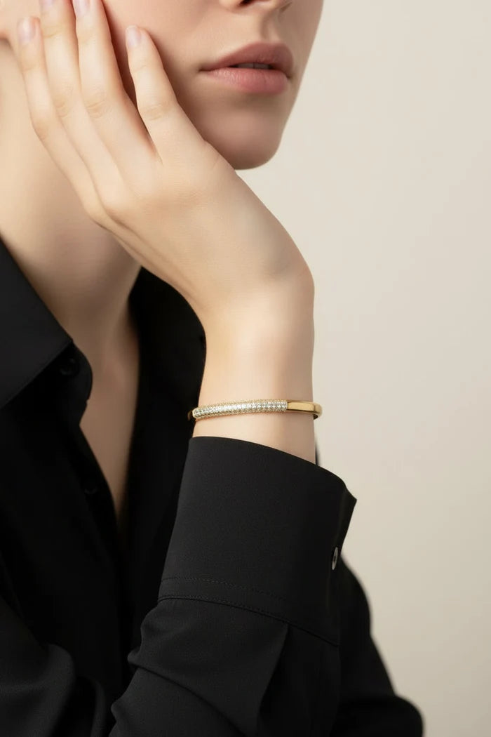 CÉLESTE CHAIN