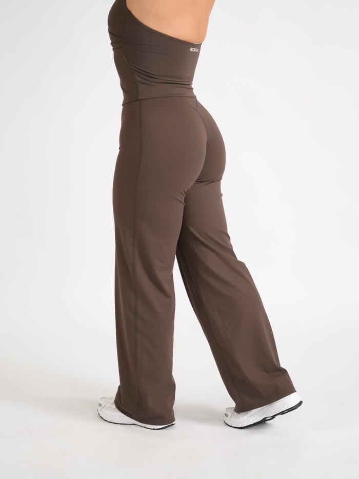 Classic Straight Leg Pants Espresso STANDARD LENGTH