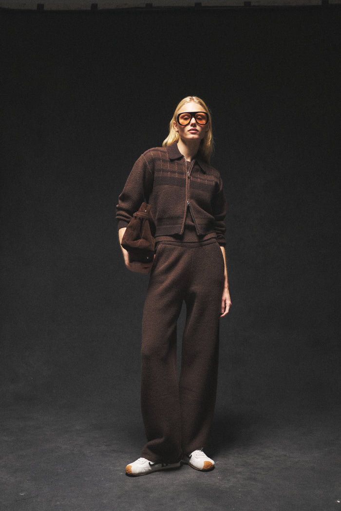 CONTRAST STRIPE KNITTED ZIP THROUGH - CHOCOLATE