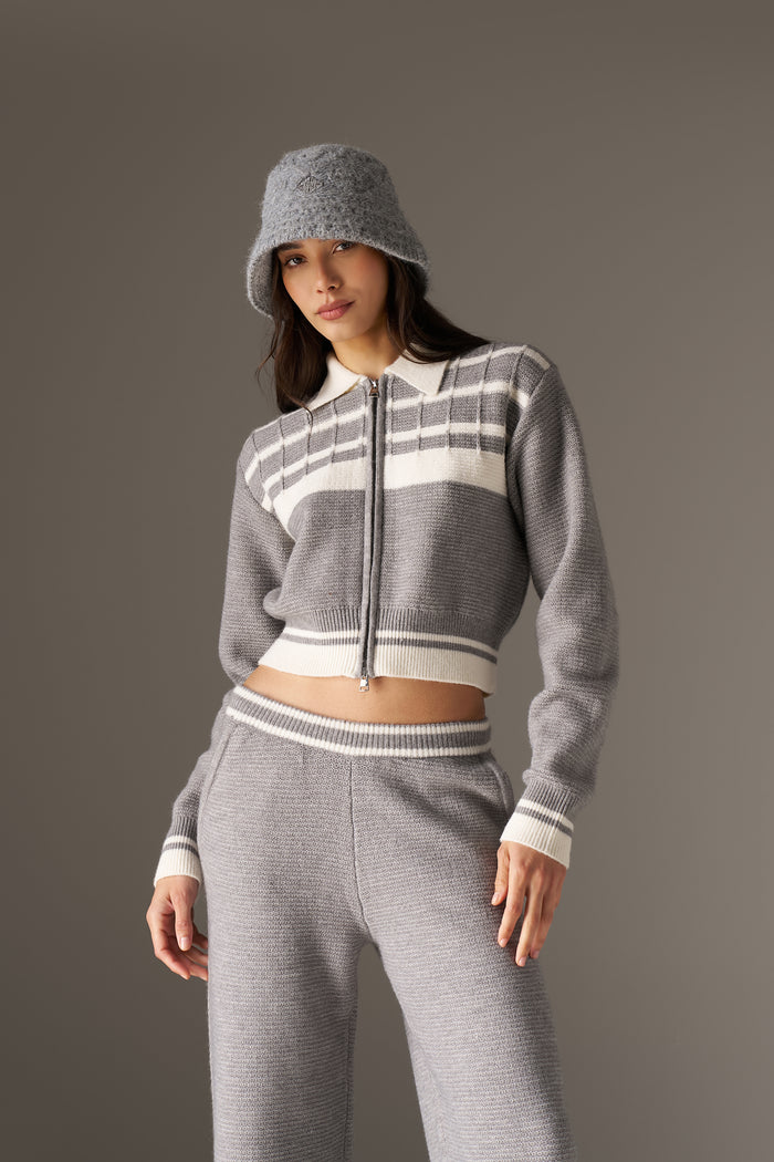 CONTRAST STRIPE KNITTED ZIP THROUGH - GREY