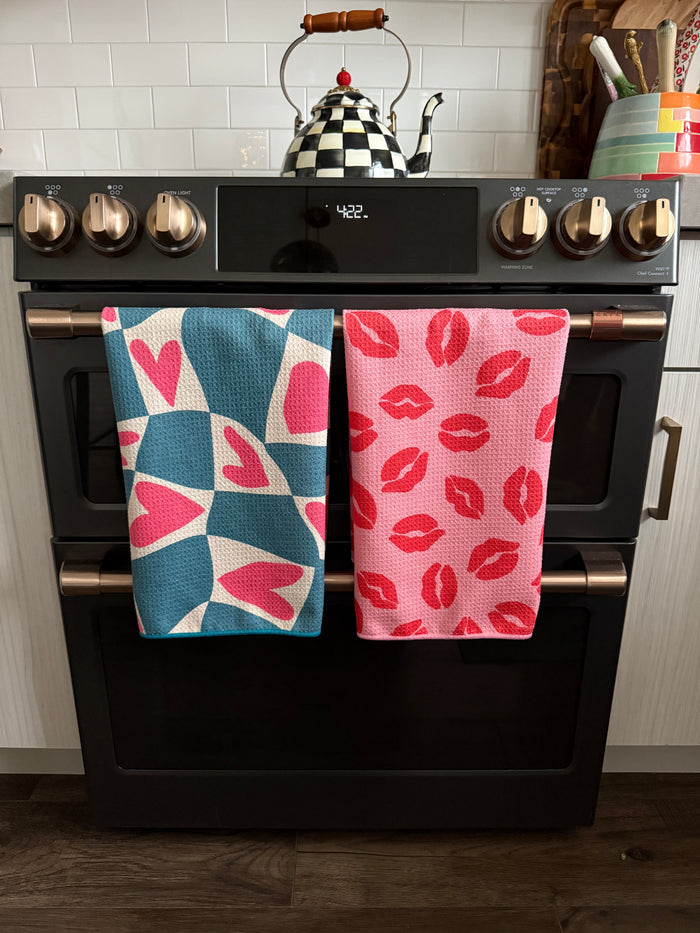 Don’t Squash My Heart: Double-Sided Hand Towel