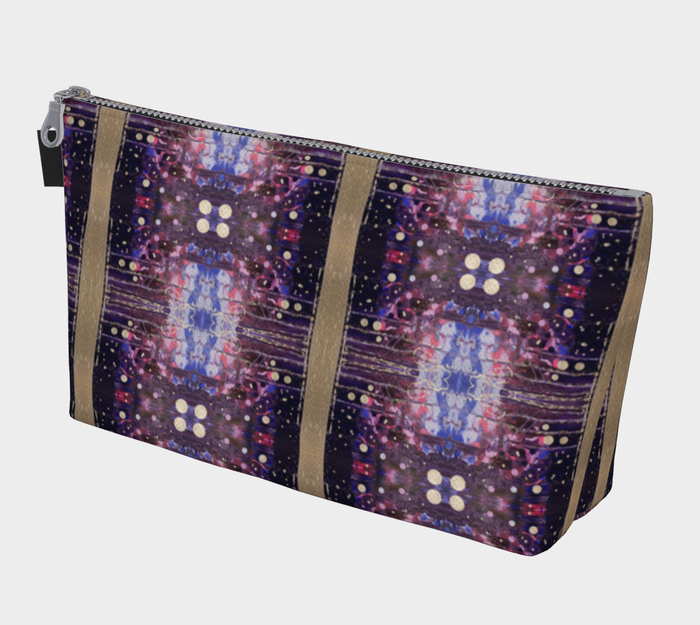 "Donum Familium" Makeup Bag #2