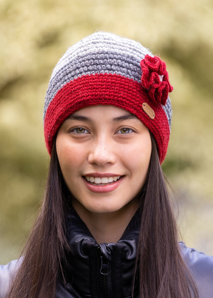 Erin Crochet Flower Cap | Red Grey | Pure Wool
