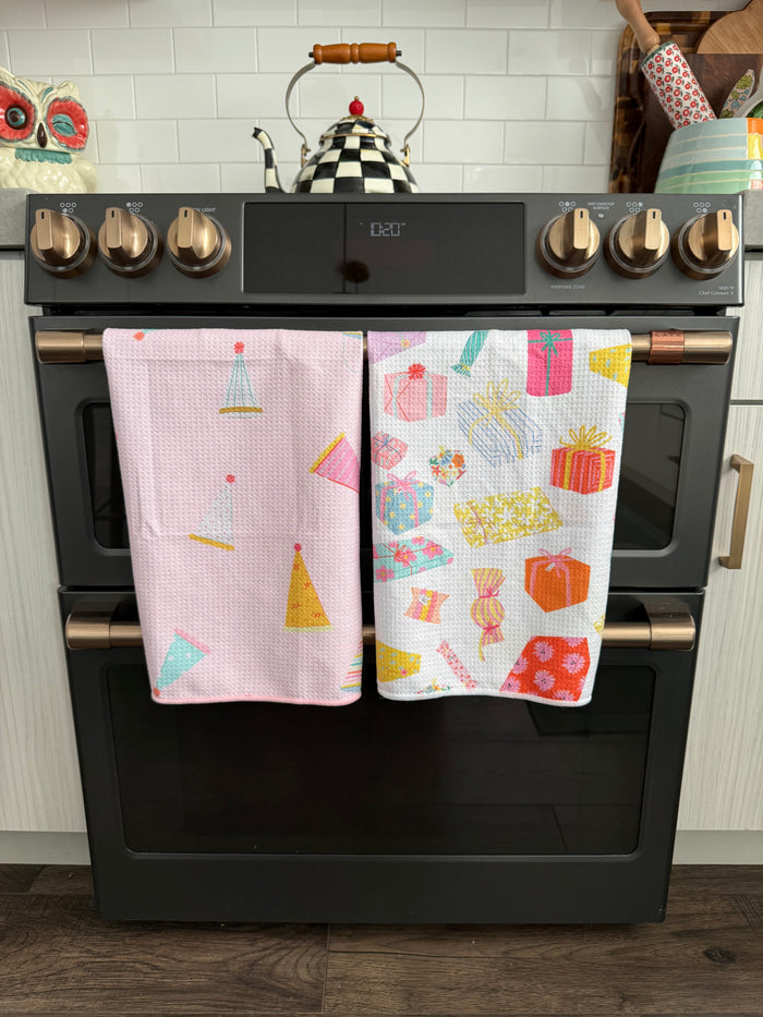 Hats Off: Double-Sided Hand Towel