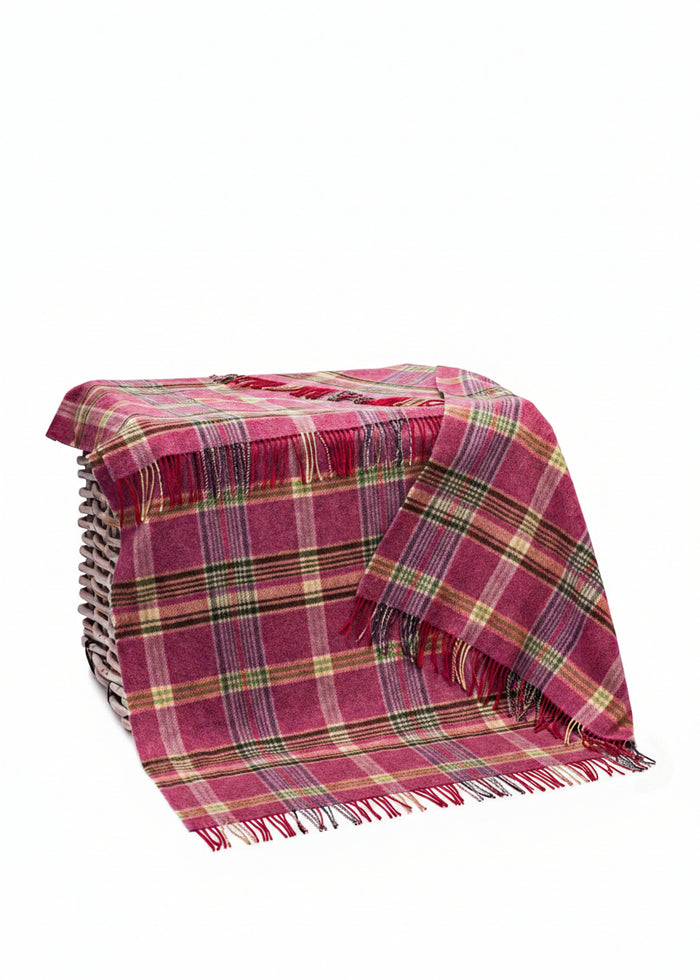 John Hanly Large Lambswool Throw Pink Lilac