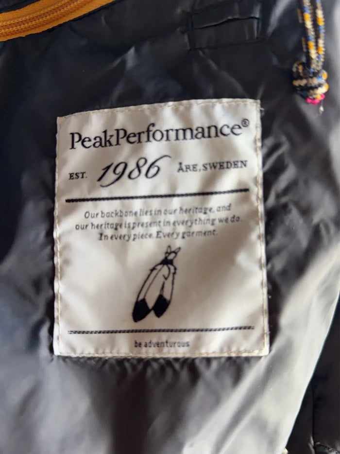 Peak Performance Joyce Lj-dunjacka