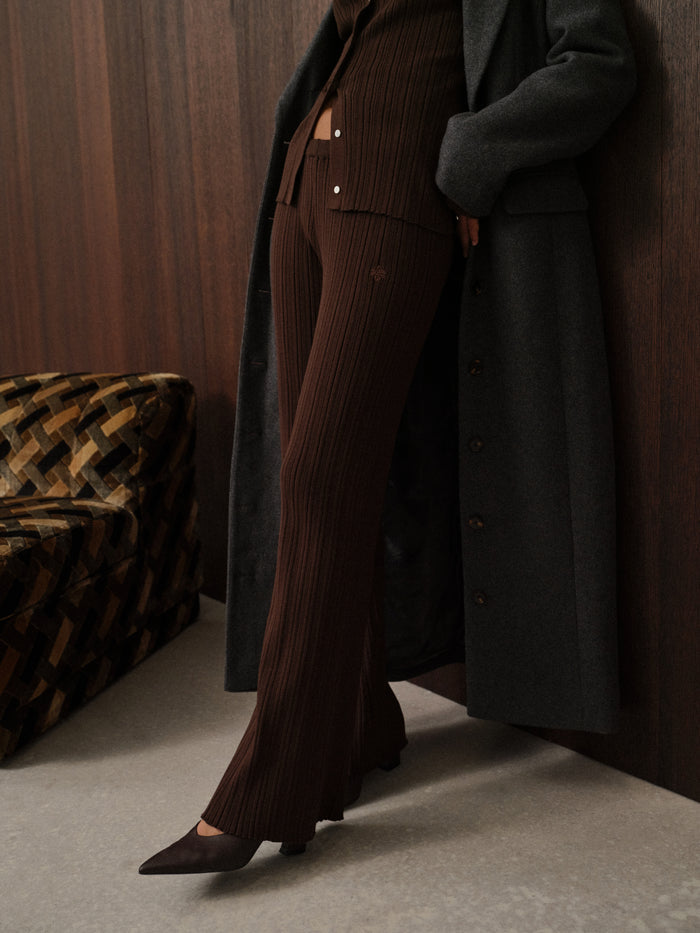 RIBBED KNITTED TROUSERS - CHOCOLATE