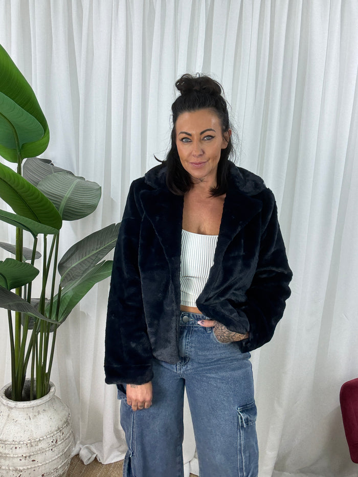 SHORT Zoe Faux Fur Jacket (EOFY SALE)