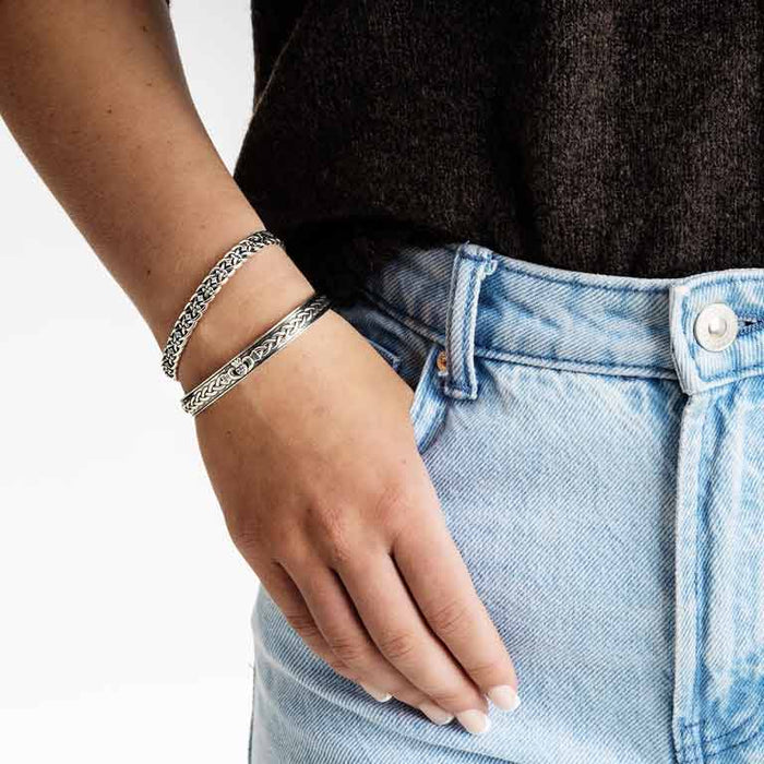 Sterling Silver Claddagh Bangle