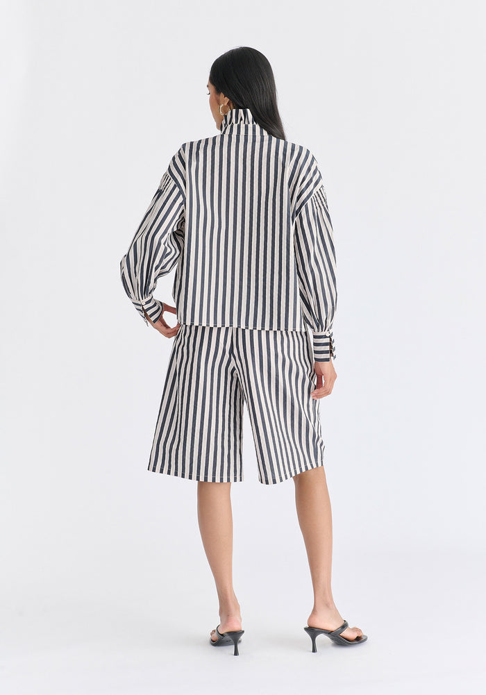 Striped Puff Sleeve Shirt with Ruffled Collar