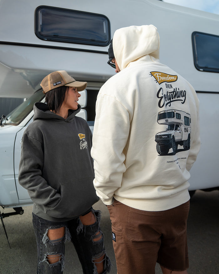 SUNRADER FREEDOM HOODIE - CREAM