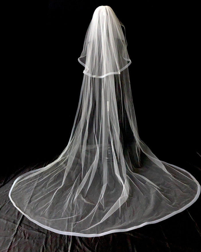 Veil 620: Centre Cut Cathedral Veils