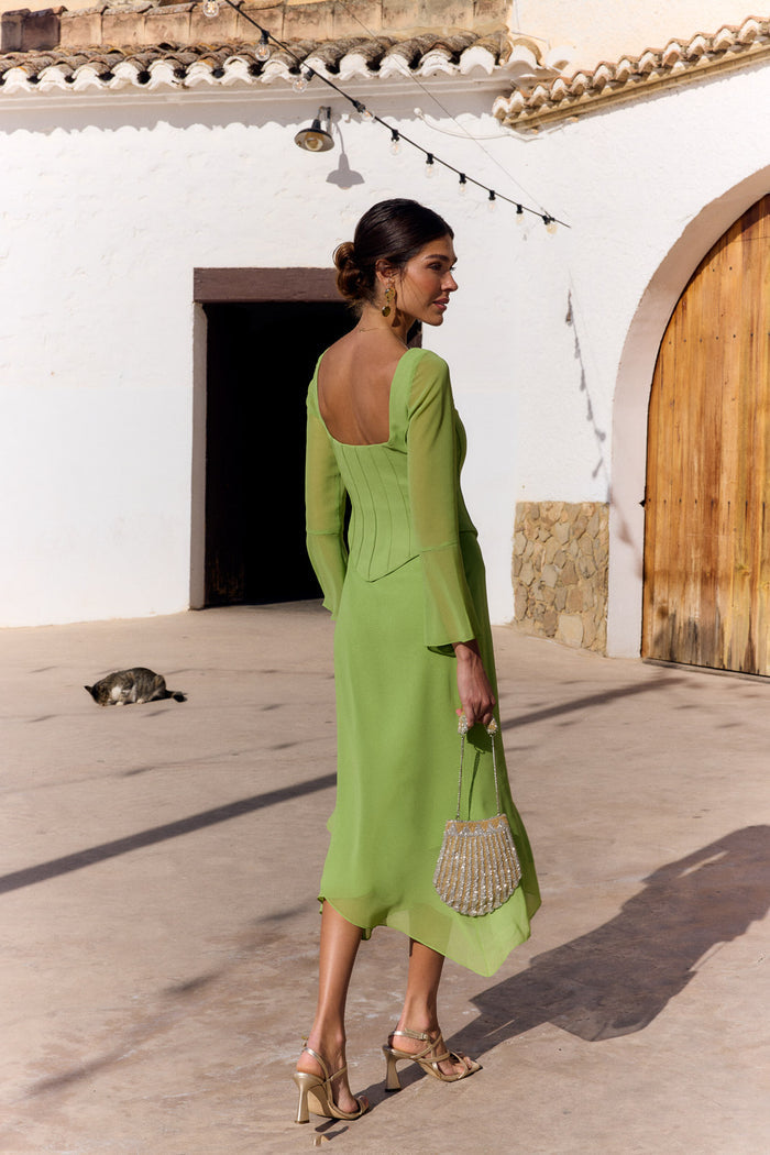 Vestido Rinala Manzana midi de manga larga ceñido de Lady Pipa para invitada de boda de día.